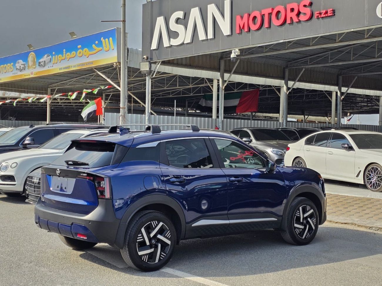 نيسان كيكس SV