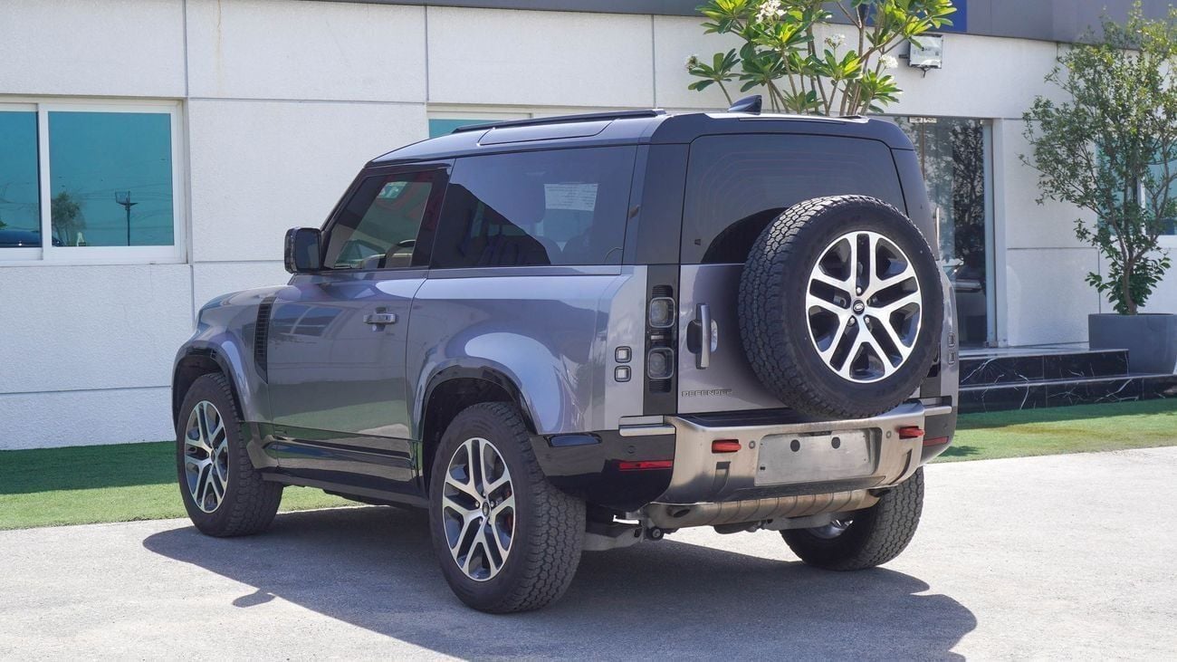 Land Rover Defender P400 3.0L (For Local registration plus 10%)