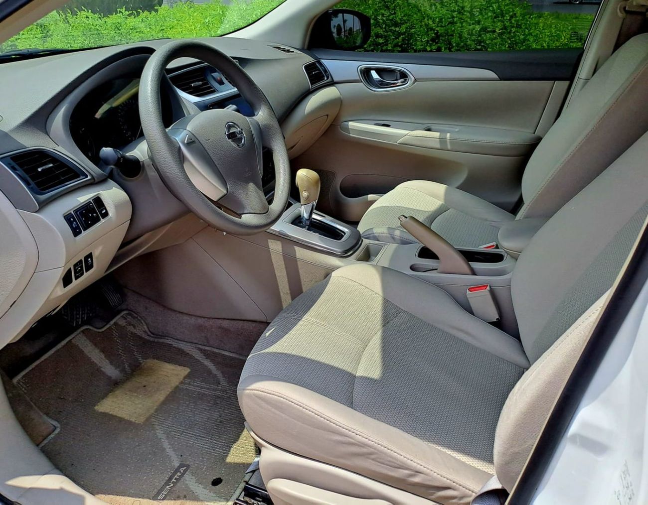 نيسان سنترا SV 1.6L (113 HP)