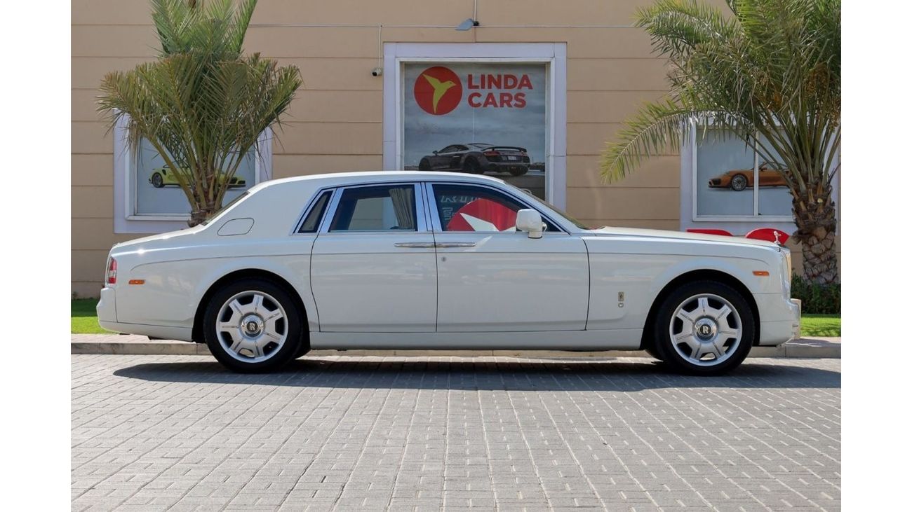 رولز رويس فانتوم Rolls-Royce Phantom 2010 GCC Flood Free.