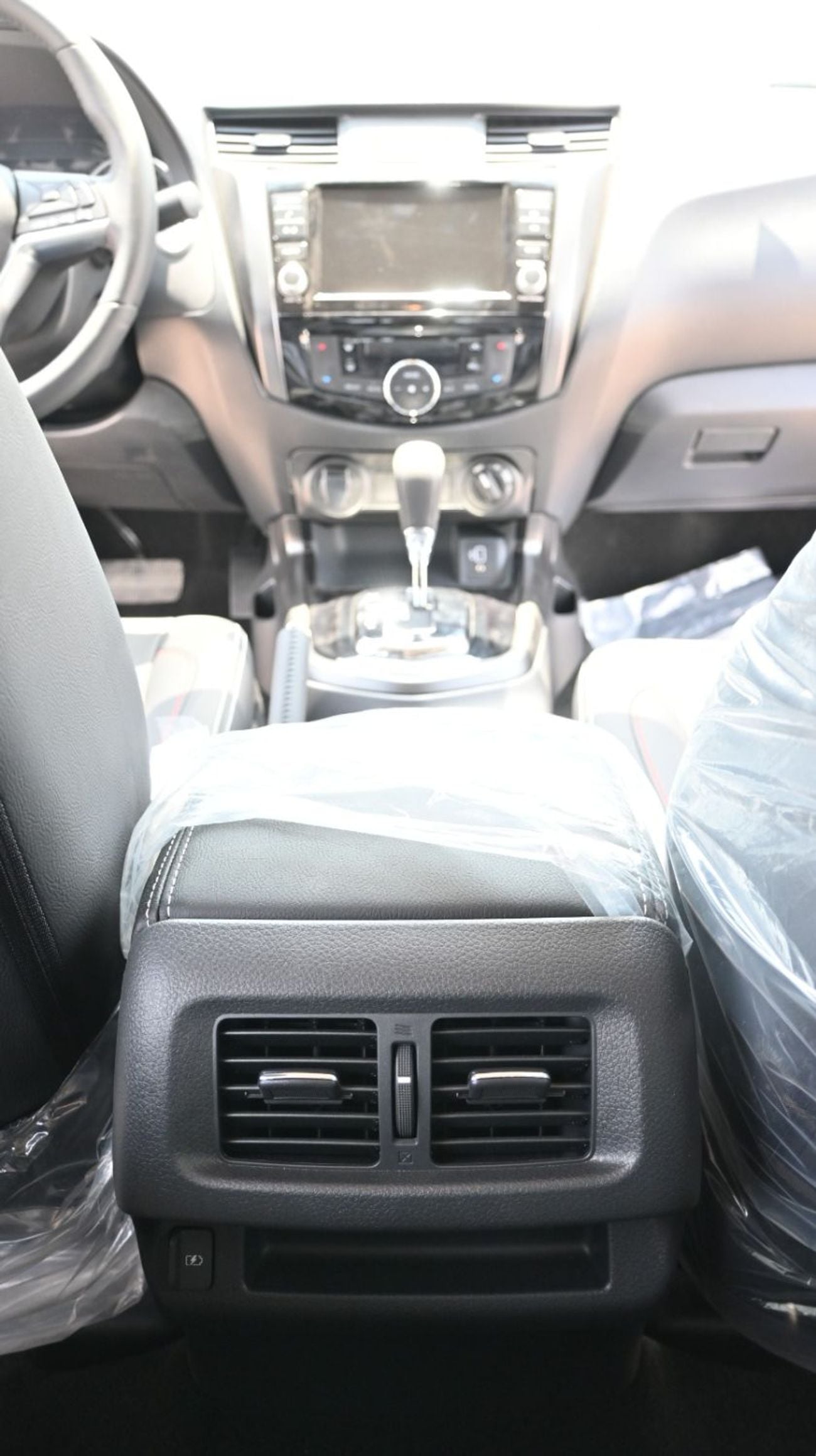 Nissan Navara NISSAN NAVARA 2.5 DIESEL PRO4X 4X4 AT