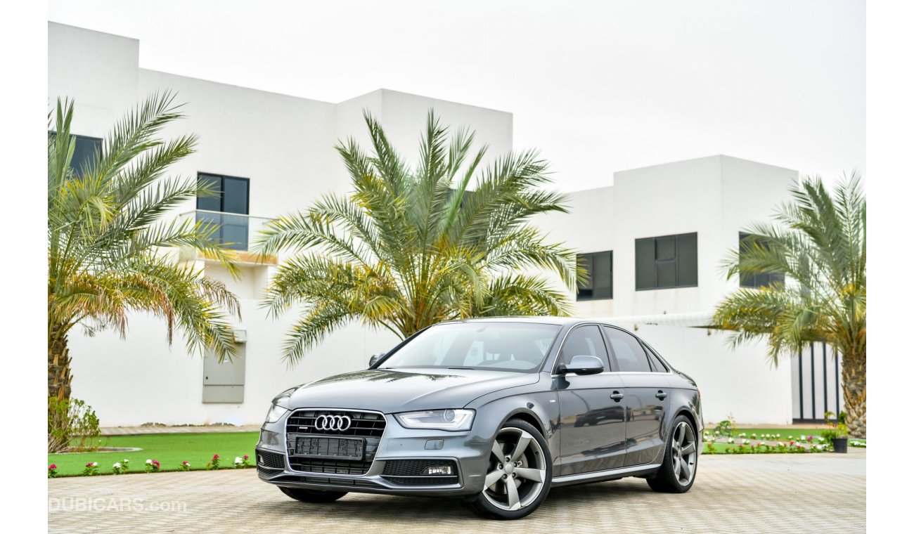 Audi A4 2 Y Warranty! - Audi A4 45TFSI S-LINE QUATTRO - GCC - AED 1,323 Per Month - 0% Downpayment