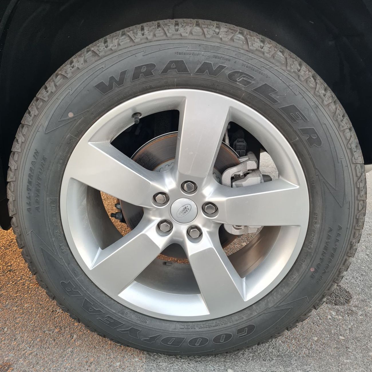 Land Rover Defender 2023 Defender 2.0L Diesel XS Edition 240ps