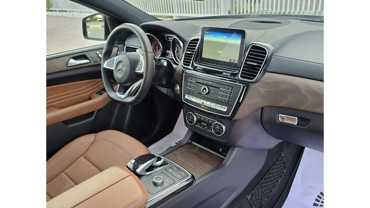 Mercedes-Benz GLE 43 AMG Coupe GLE-43 AMG 2018 GCC PERFECT CONDITION INSIDE AND OUT SIDE