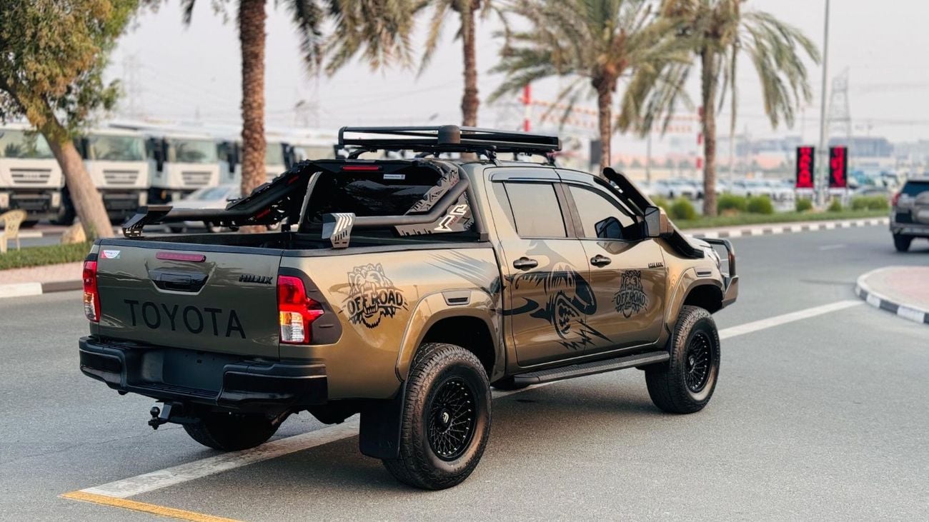 Toyota Hilux FULLY LOADED FOR OFF ROADING | MSA TOWING MIRROR | 2.8L DIESEL | MANUAL | ELECTRIC SEAT | RHD | 2021