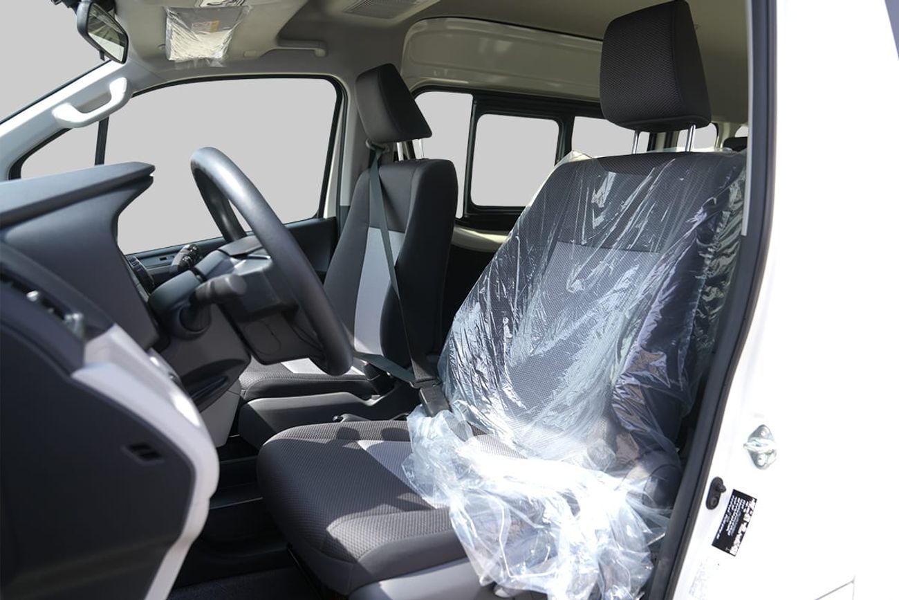 Toyota Hiace TOYOTA HIACE PASSENGER 2.8L DIESEL MANUAL TRANSMISSION  2026 MODEL GCC