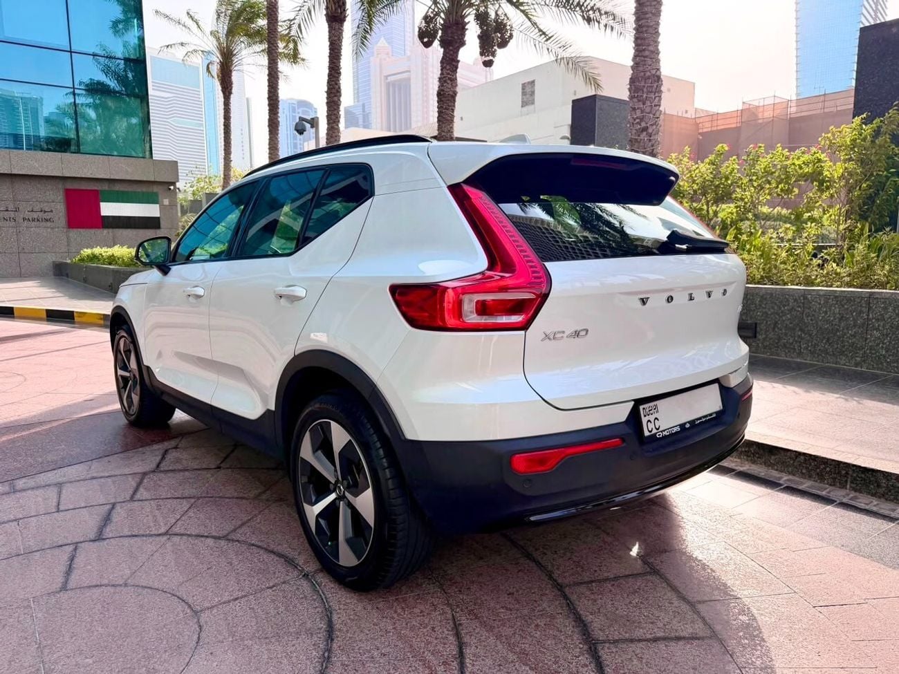 Volvo XC40 R DESIGN
