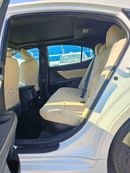 تويوتا كامري LE / 2.5L V4 HYBRID / DRIVER PWR SEAT / PANORAMIC ROOF (CODE # LE)