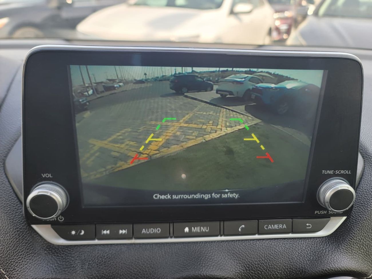 نيسان سنترا Very Clean Car