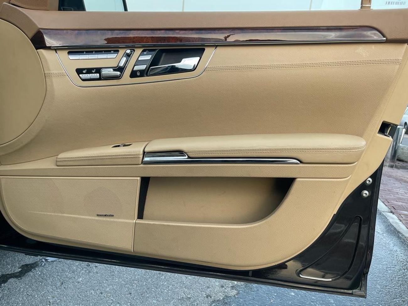 Mercedes-Benz S 63 AMG 35 Mercedes S63 AMG_American_2011_Excellent Condition _Full option