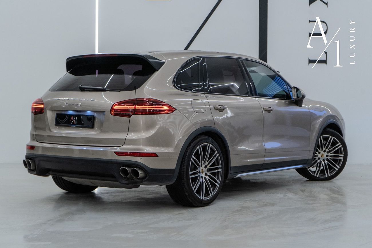 بورش كايان 2015 Porsche Cayenne S, 3.6L, V6, 420 BHP, Excellent Condition, GCC Spec