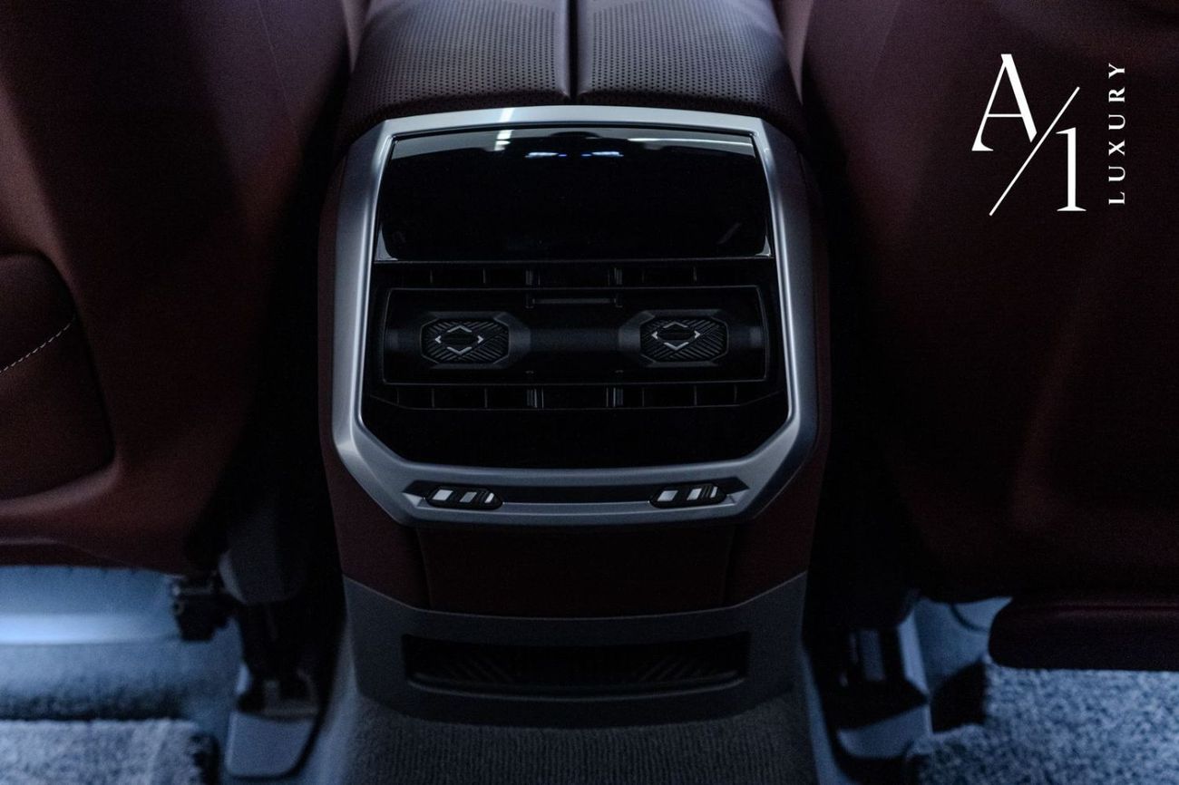 BMW 760Li xDrive M-Sport (563 HP) 2023 BMW 760i xDrive M-Sport, 2028 BMW Warranty + Service Pack, Fully Loaded