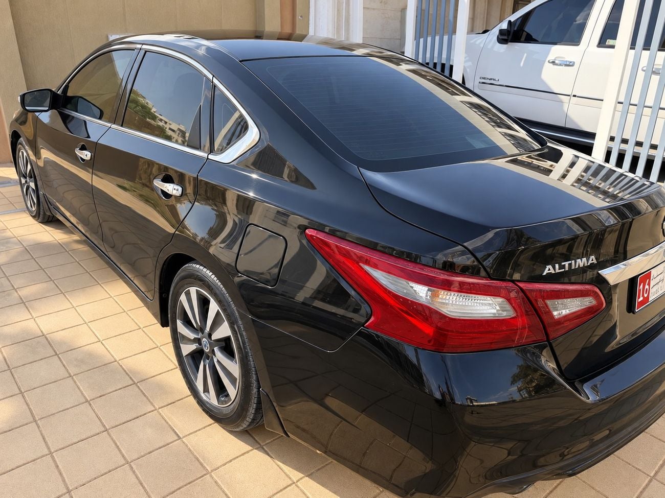 Nissan Altima S
