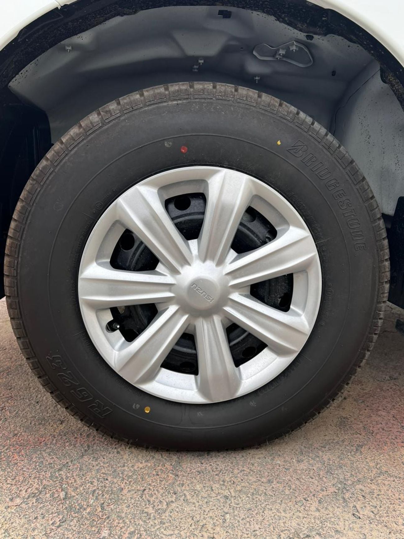 Isuzu D-MAX STD Isuzu D Max S/C 4X2 FLAT DECK RBA 26 MY