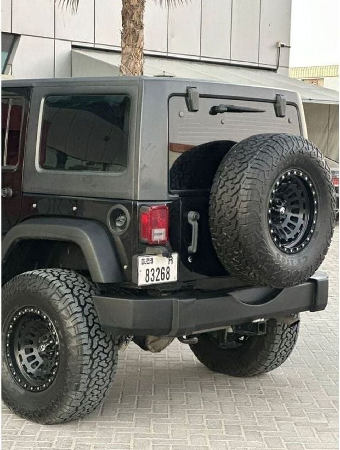 Jeep Wrangler Sport Mohawk 3.6L A/T