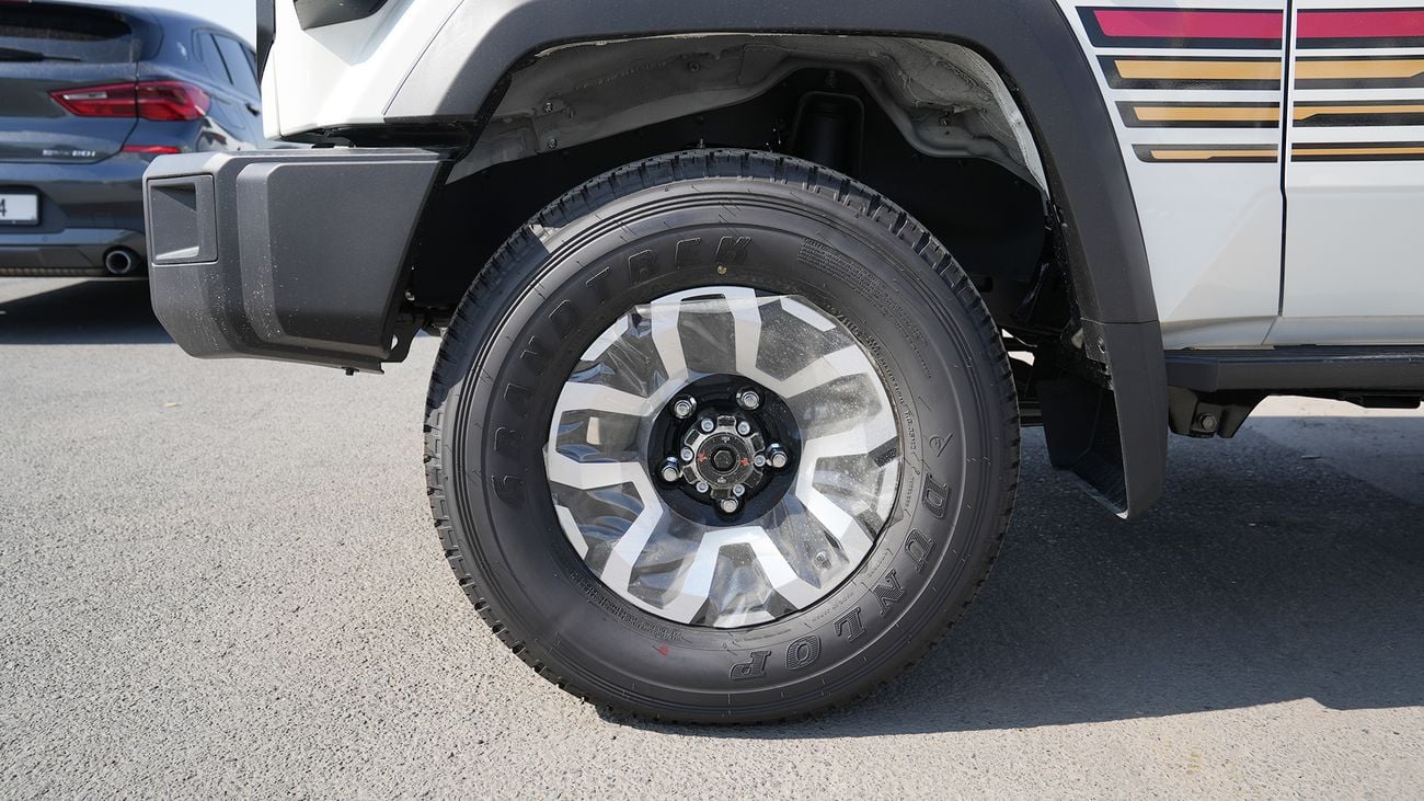 Toyota Land Cruiser LX V6