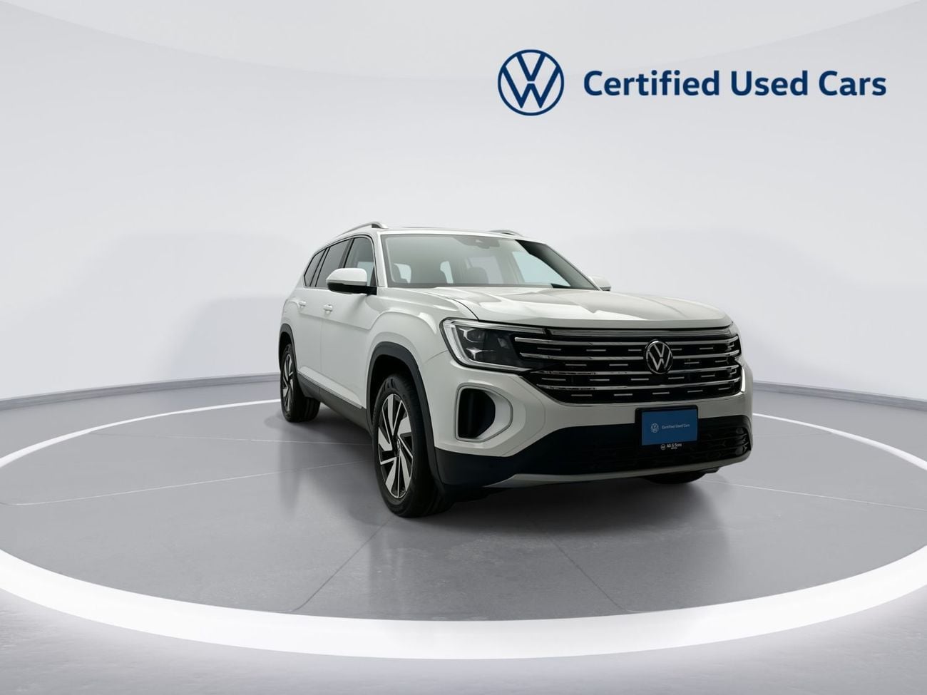 Volkswagen Teramont R-Line 3.6L R-Line 2L (Ref#40231) / 30,100 AED SAVINGS from New Car