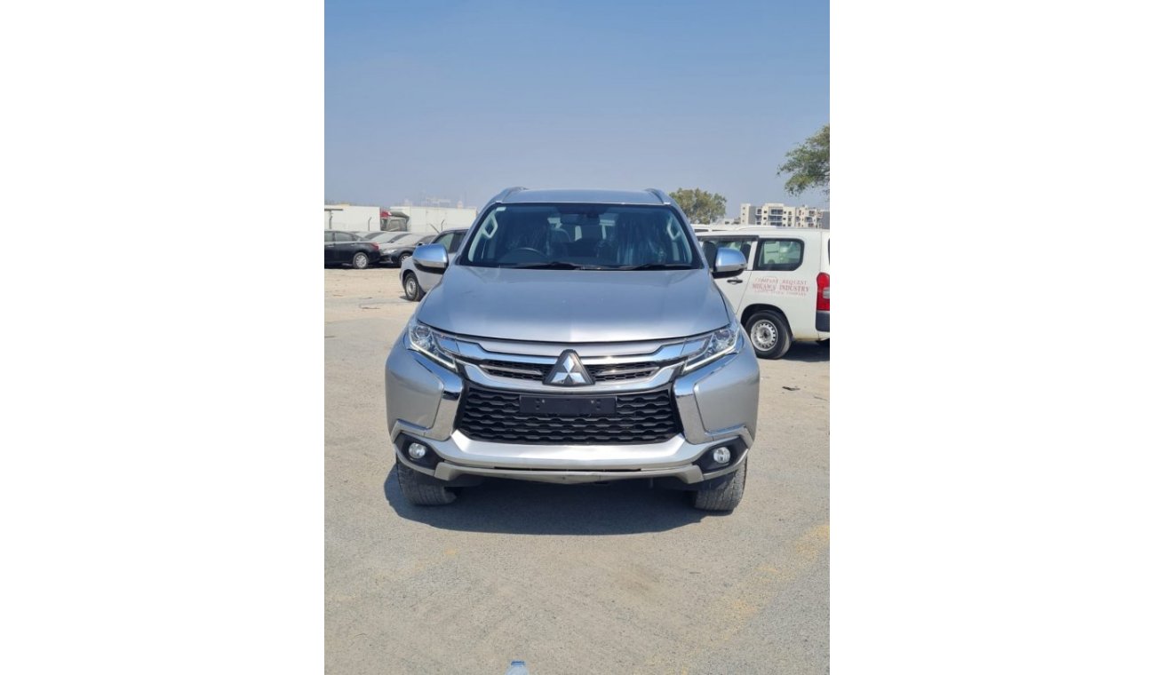 Mitsubishi Montero Full option clean car