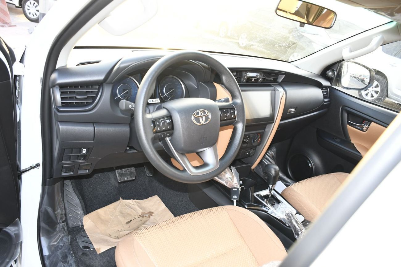 تويوتا فورتونر 2.4L V4 Diesel Automatic (Ready Stock)