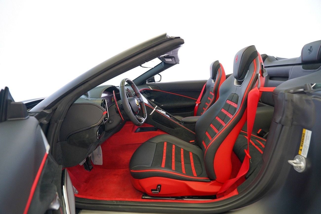 Ferrari Roma SPIDER