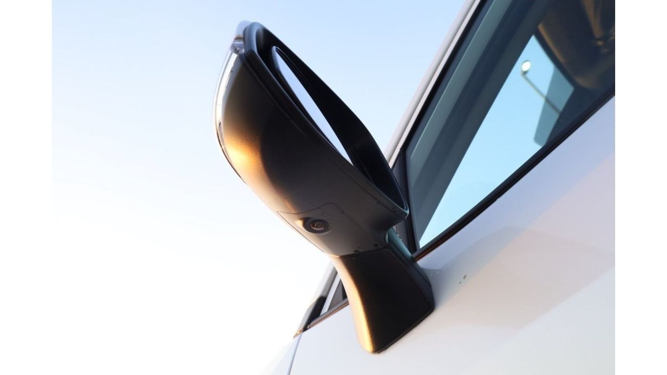 تويوتا راف ٤ TOYOTA_RAV4_HYBRID_2.5L_2024_FULL_OPTIONS