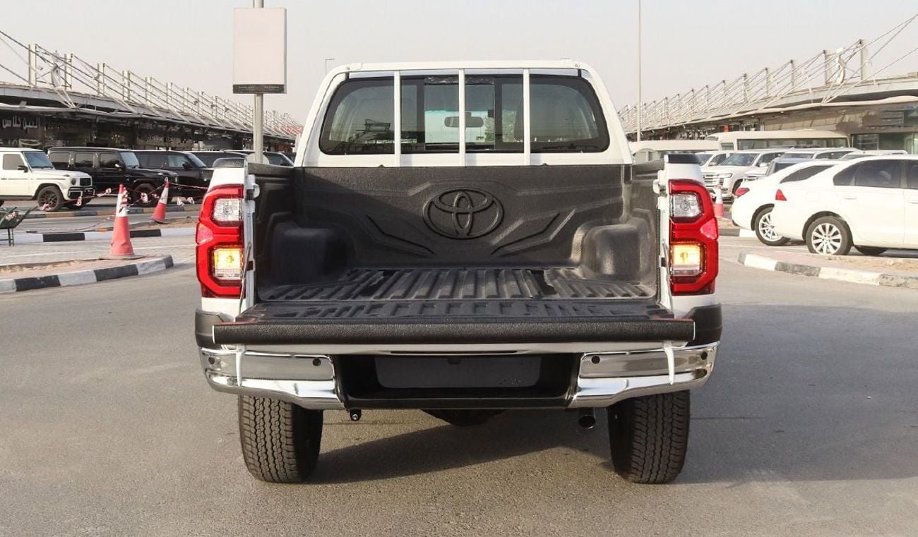 Toyota Hilux SGLX Toyota Hilux DC, 2.4L Diesel 4WD 6AT 2026 Model. For Export