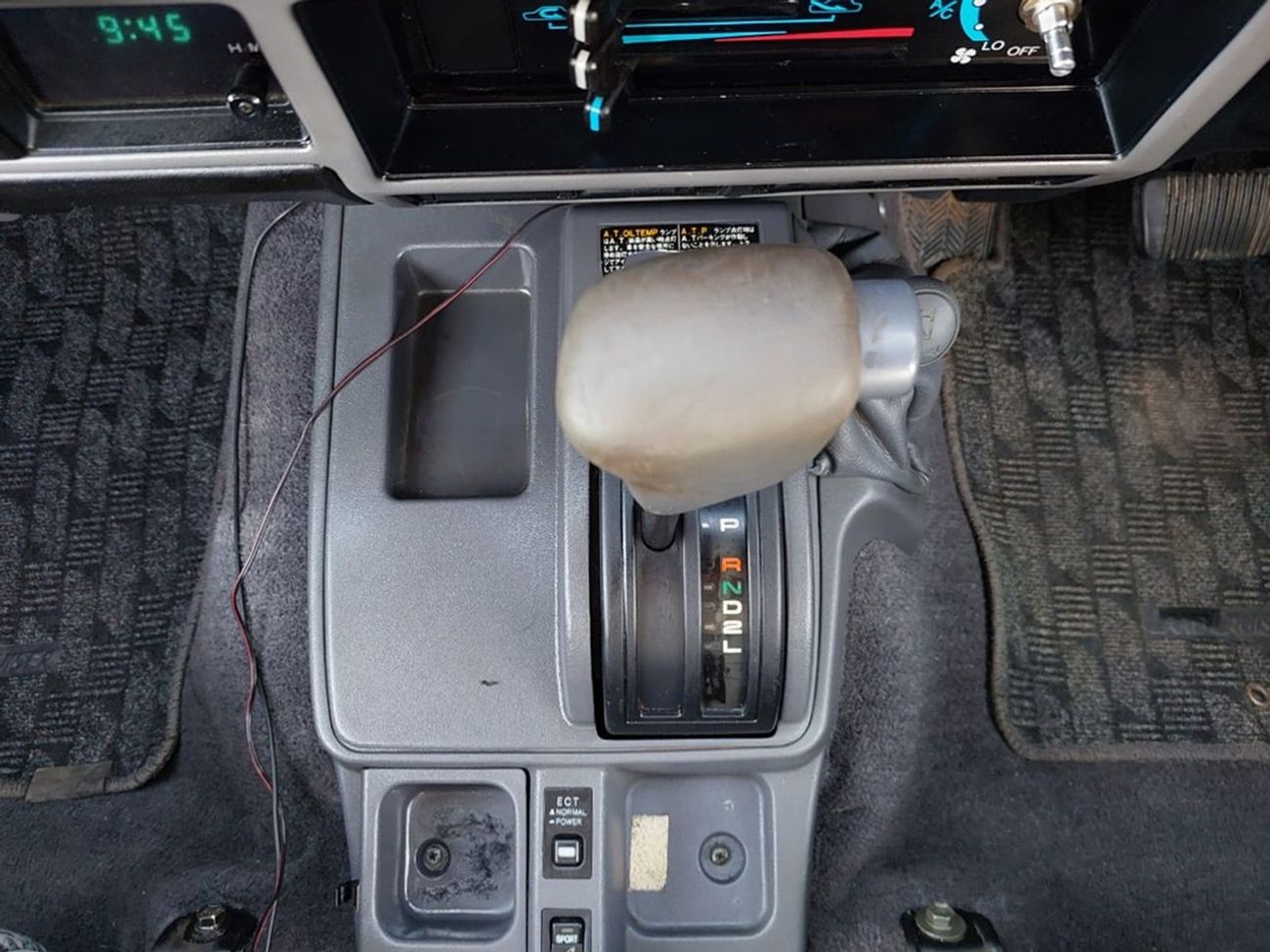 تويوتا لاند كروزر TOYOTA LAND CRUISER PRADO SUV RHD 1993 MODEL 3.0 L DIESEL AUTOMATIC(PM09894)