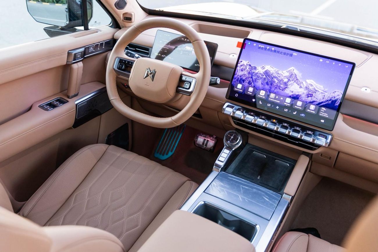 Dongfeng M Hero M817 5 YEARS WARRANTY AND 3 YEARS SERVICE