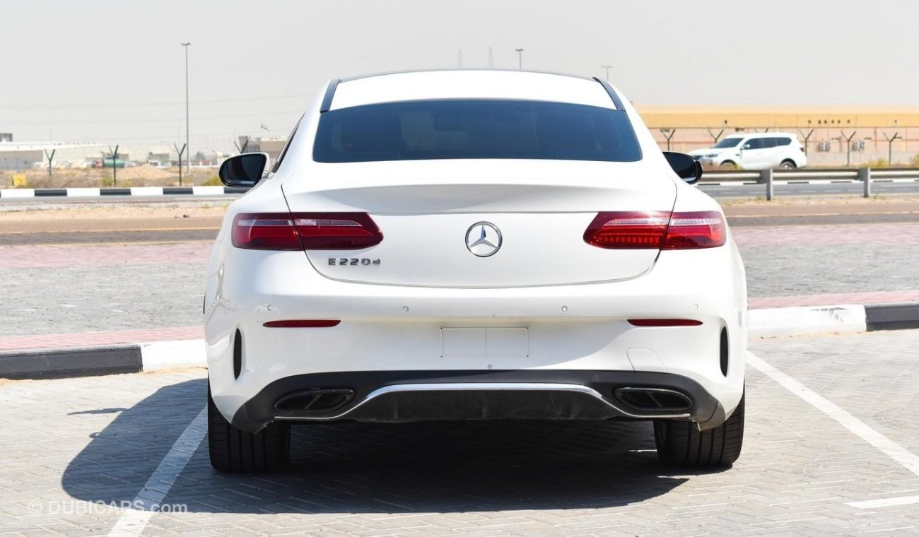 Mercedes-Benz E 220 AMG COUPE