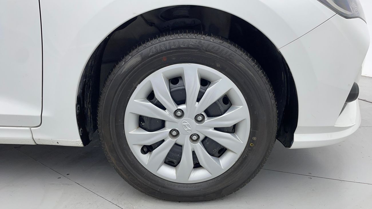 Hyundai Accent SMART 1.6 | Zero Down Payment | Free Home Test Drive