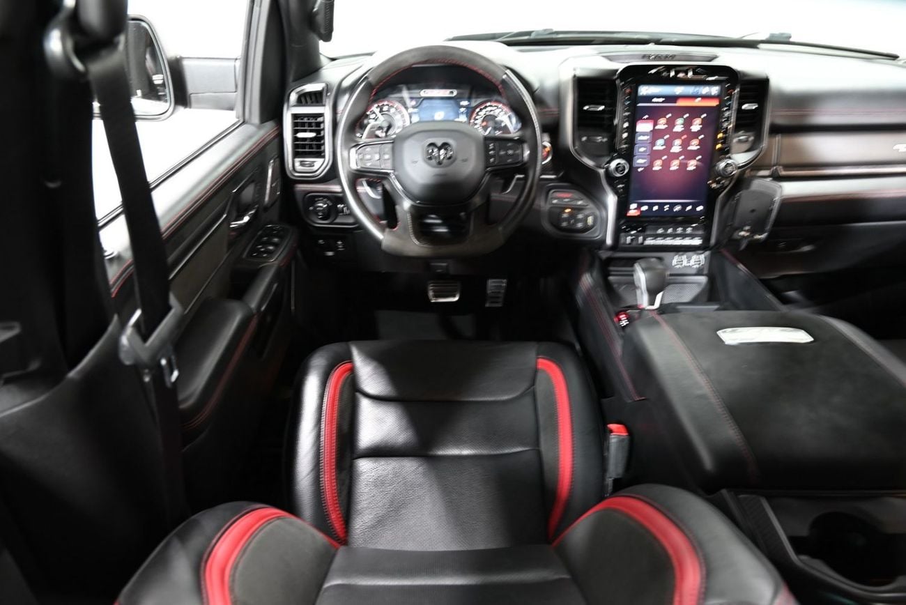 رام 1500 TRX 6.2L (5 Seater)