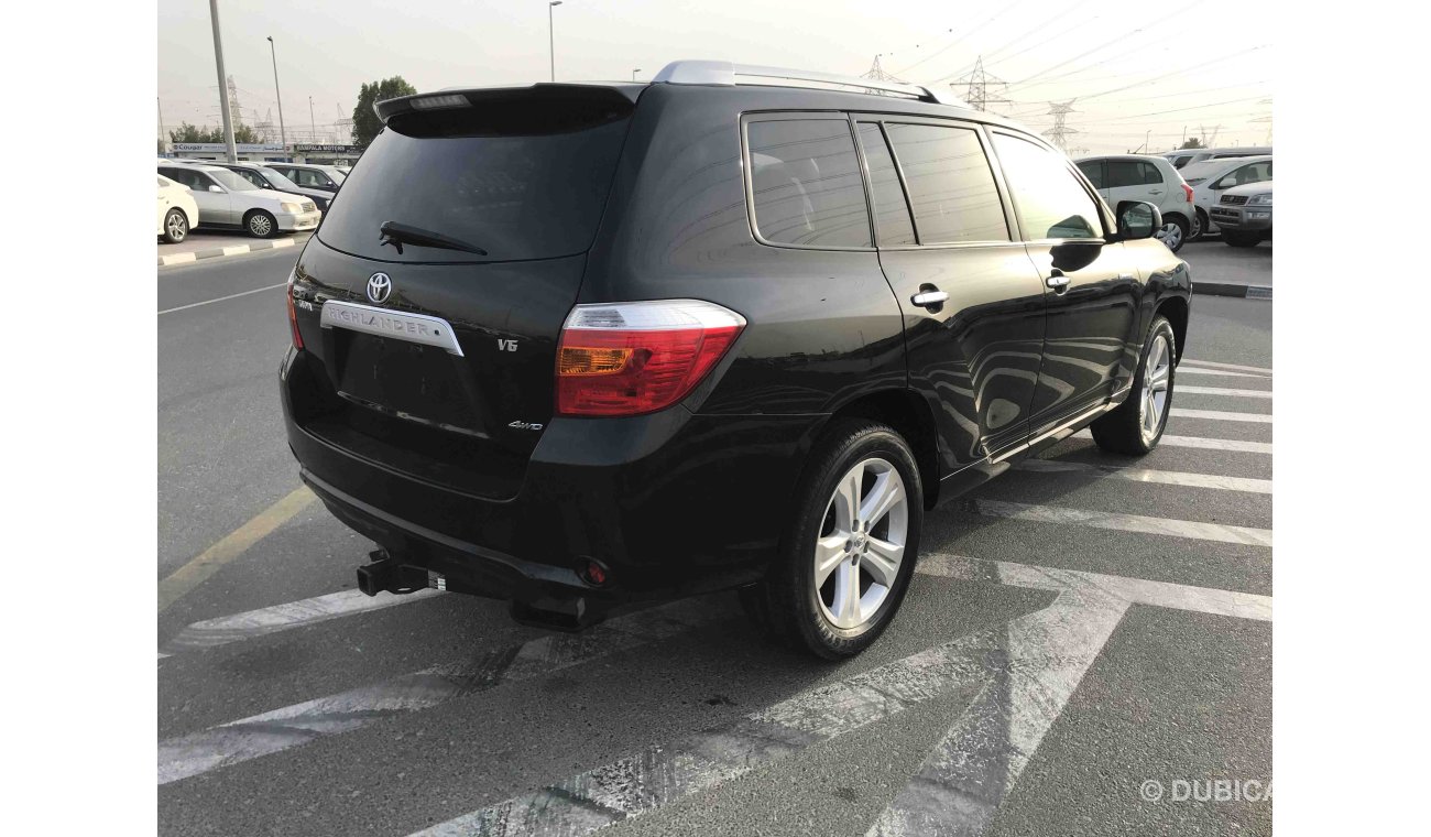 Toyota Highlander 4WD FULL OPTIONS WITH LEATHER SEAT, PUSH START AND SUNROOF