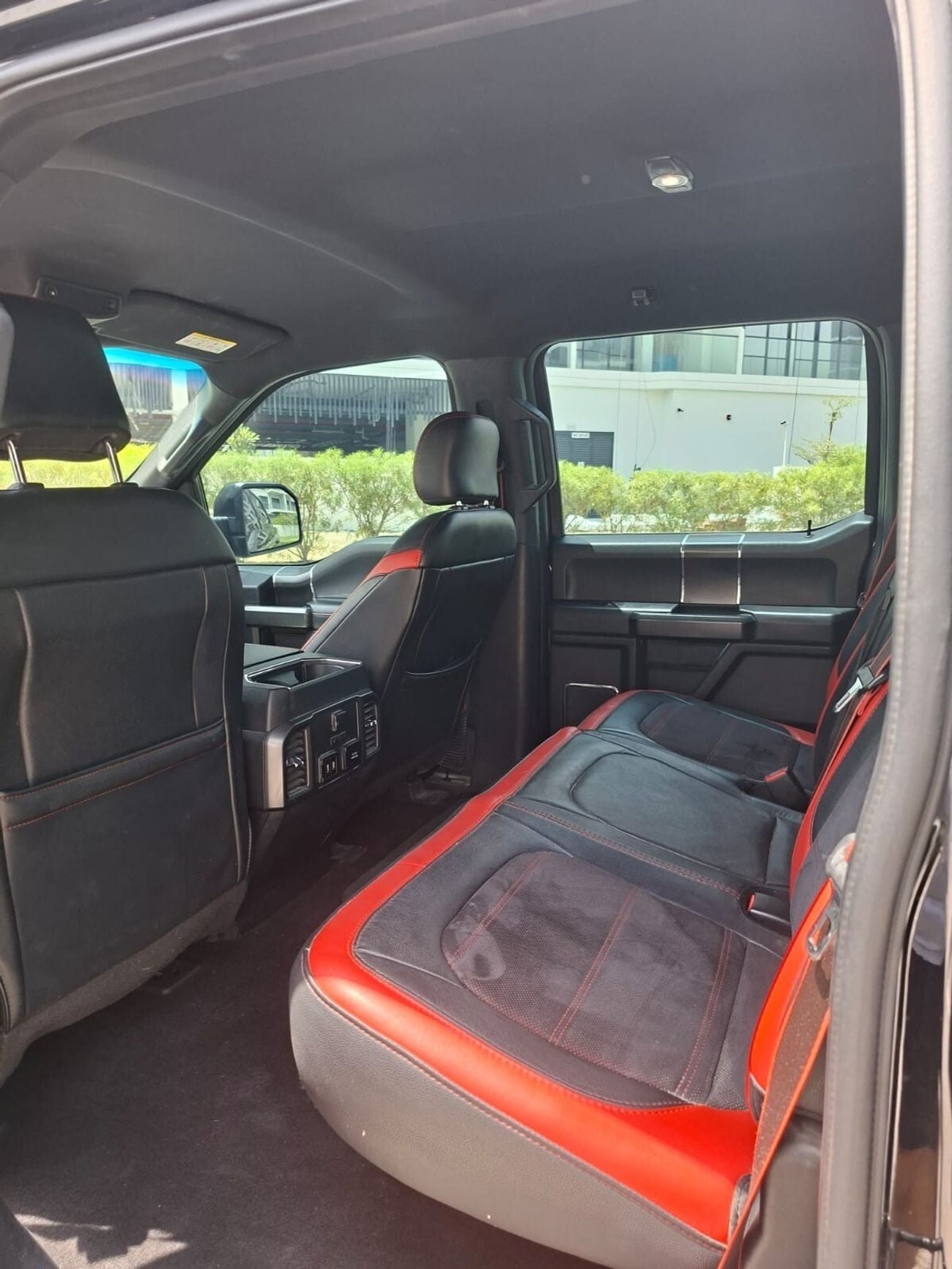 Ford F-150 LARIAT CREW LUX+SPORTS PK