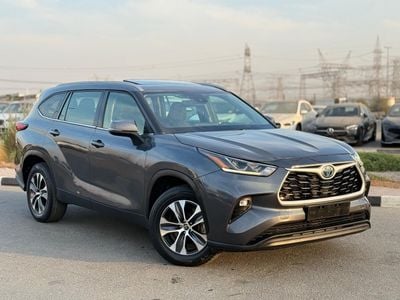 Toyota Highlander hybrid GLE 2.5L Sunroof, leather seats full option