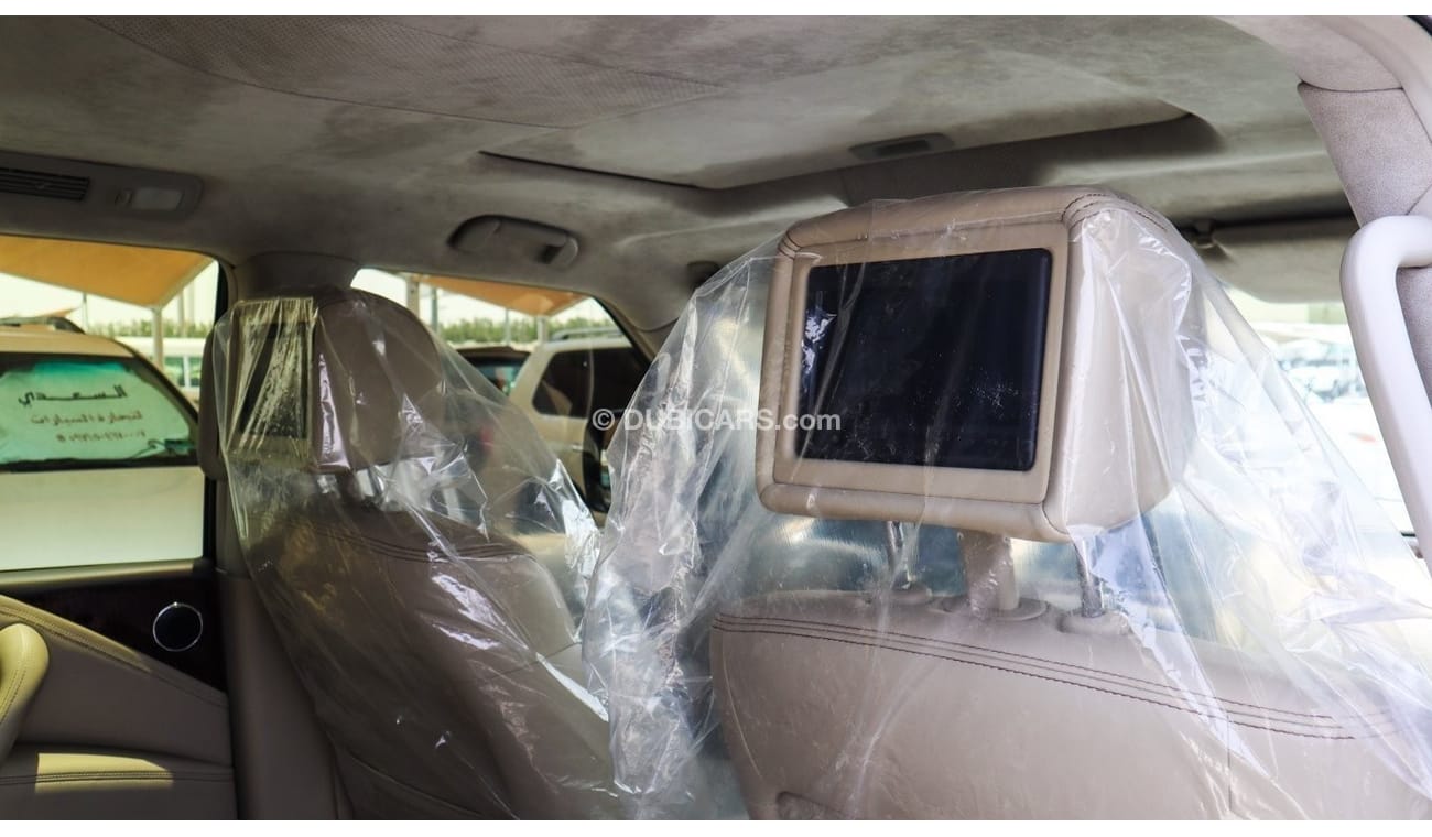 نيسان باترول Nissan Patrol Platinum 5.6L | Full Nissan Service | 8 Seater | GCC