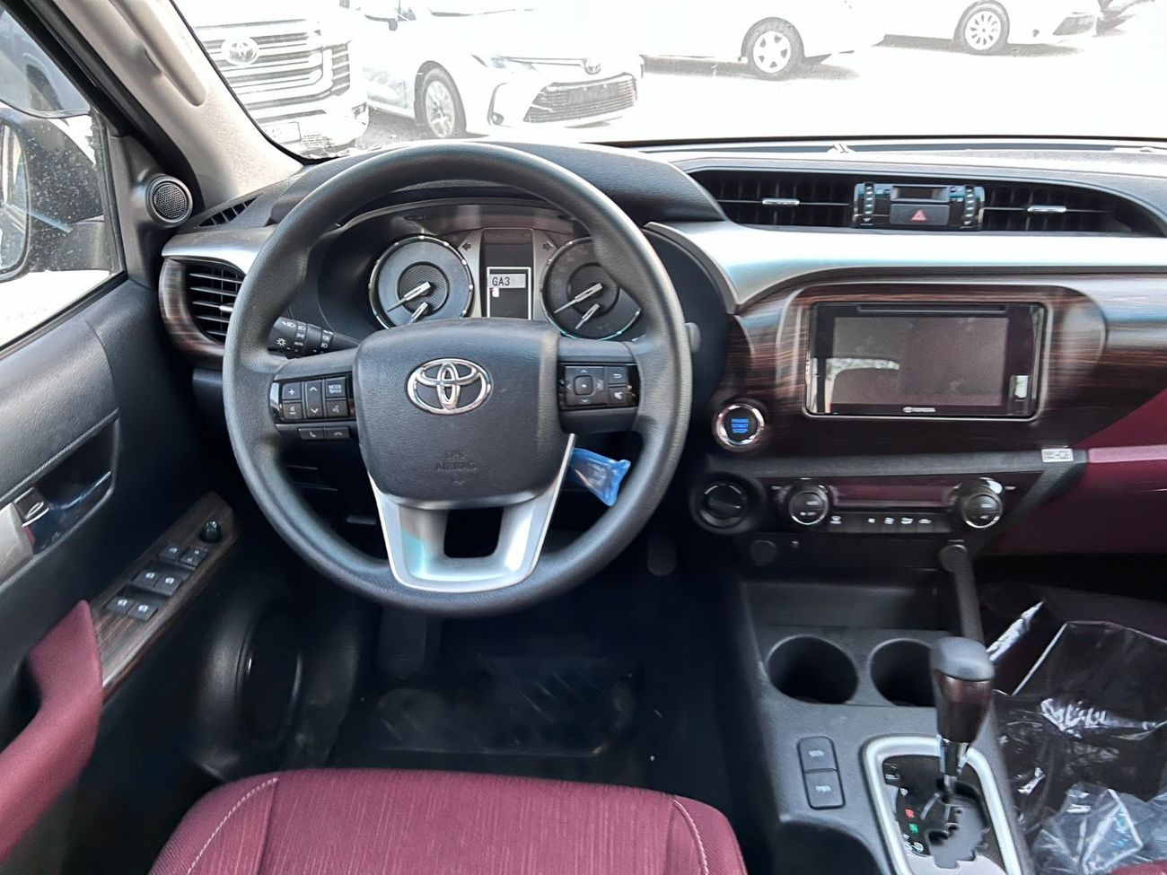 Toyota Hilux TOYOTA HILUX 2.7 AT FULL OPTION  2022
