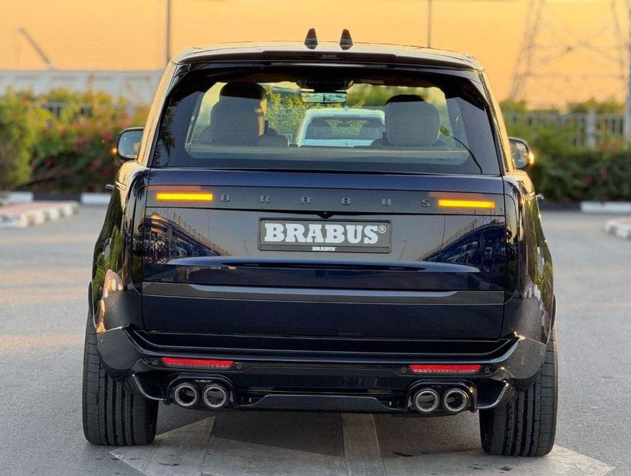 Land Rover Range Rover Autobiography P530 4.4L BRABUS EDITTION LONG WHEEL BASE