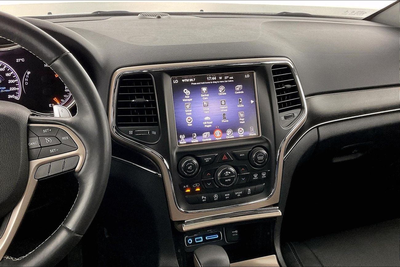 جيب جراند شيروكي Limited | سنة ضمان مجانية | 0 دفعة أولى | سياسة الإعادة بعد 7 أيام