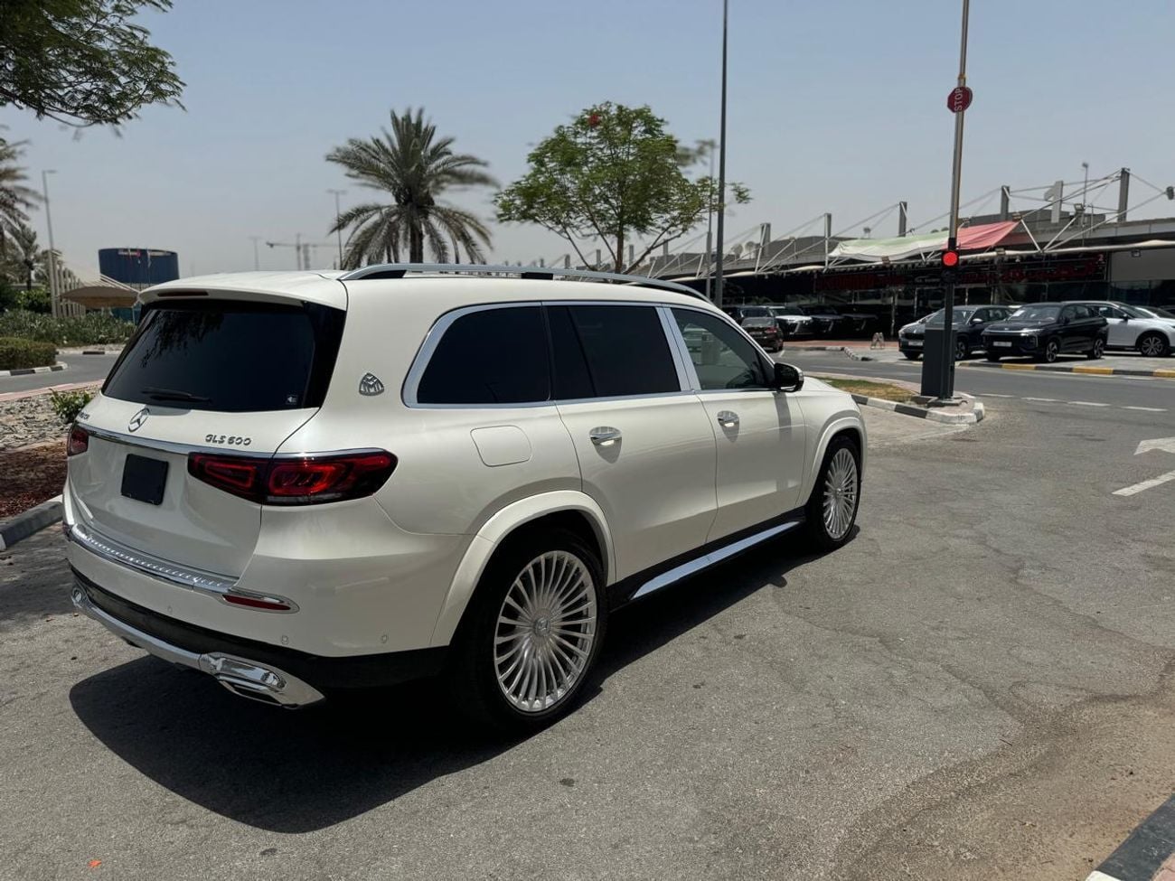 مرسيدس مايباخ gls600 مايباخ FULL OPTION MAYBACH GLS 600 2024