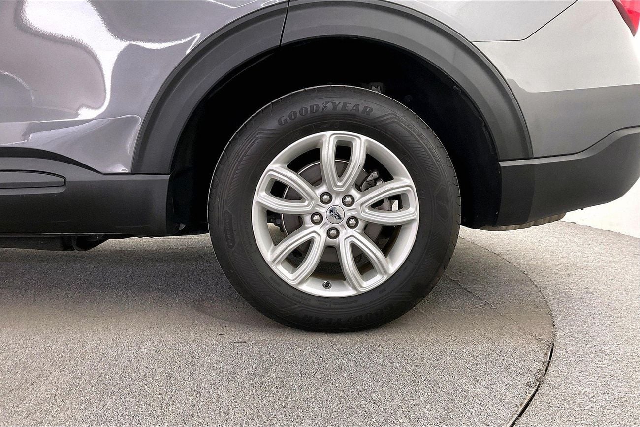 Ford Explorer XL / Standard | Guaranteed Warranty | 0 Down Payment