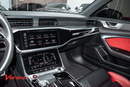 Audi RS6 STD Audi RS6 4.0 TFSI quattro