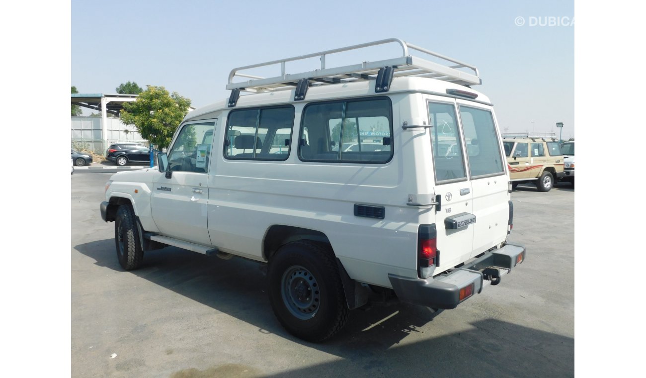 تويوتا لاند كروزر هارد توب 78 Hardtop 4.5L Diesel 4WD M/T-ABS-3 Door