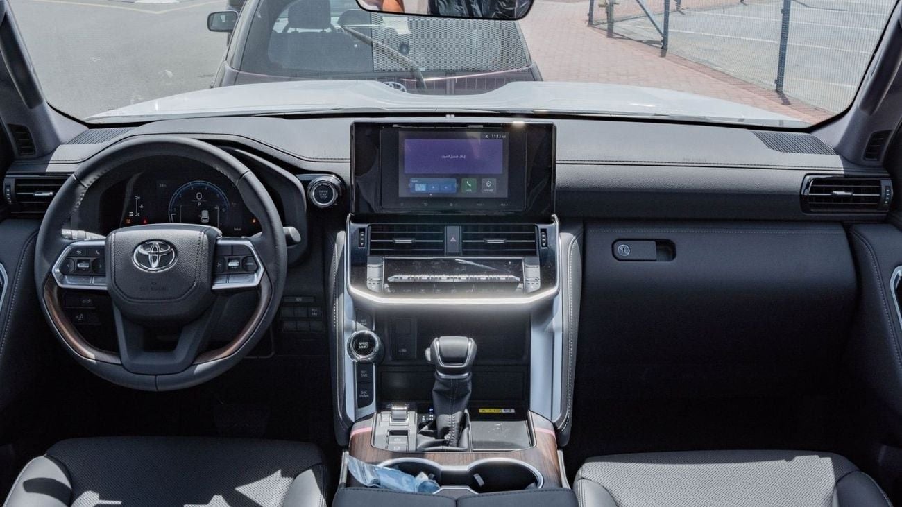 Toyota Land Cruiser 2025 Toyota Land Cruiser 300 GXR 4.0L AT Petrol AWD (All Black)