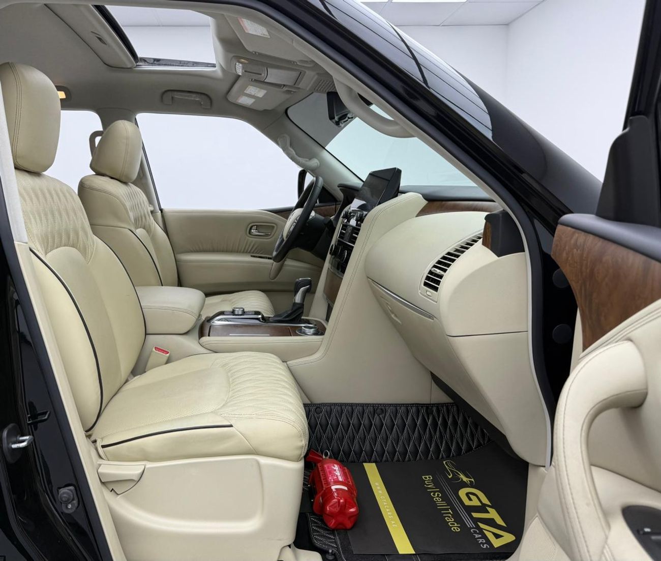 Nissan Patrol SE 4.0L 2023 Nissan Patrol AWR SE ,Nissan Warranty+Service contract+Full Service History ,GCC