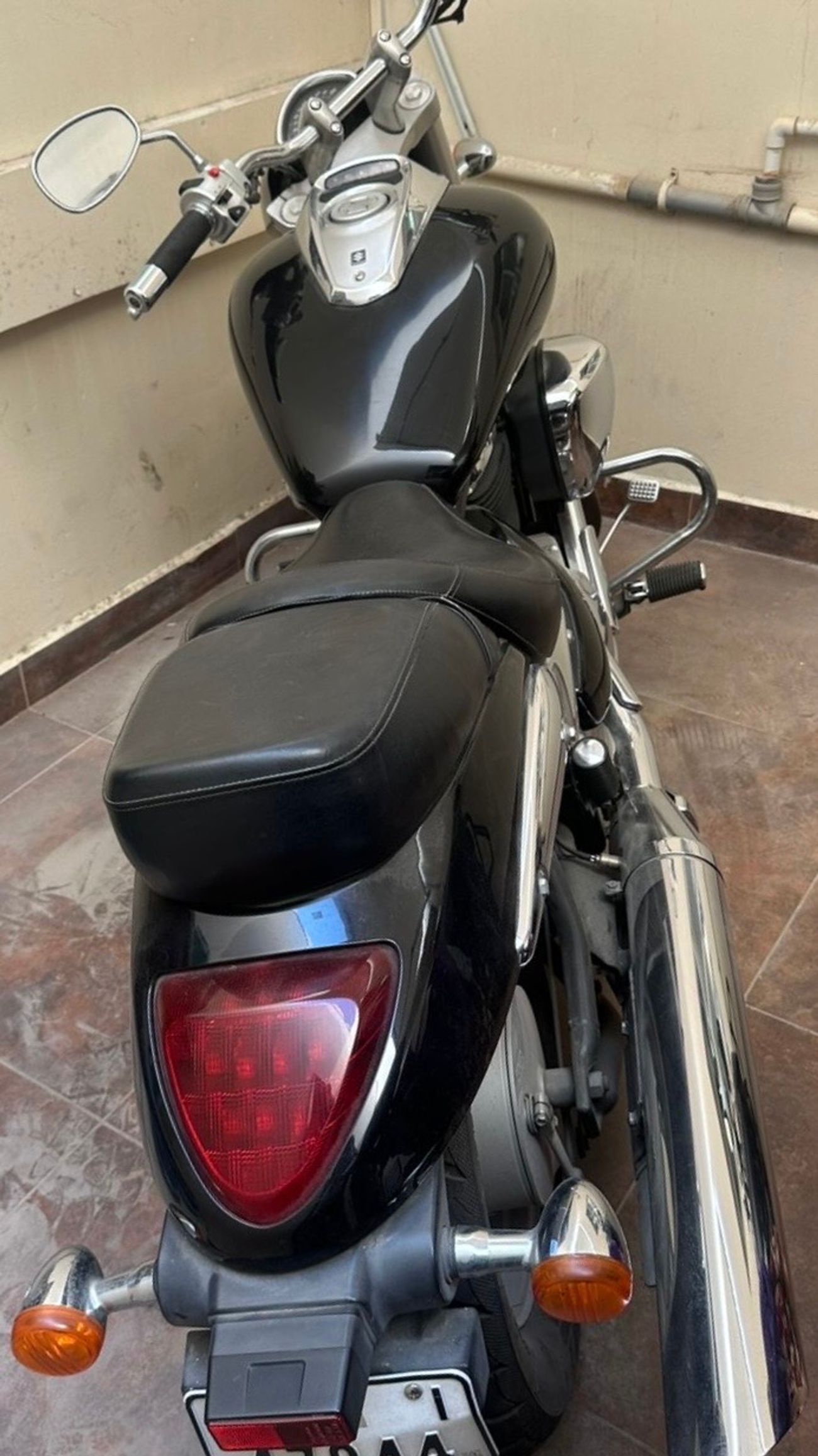 سوزوكي M109R boulevard