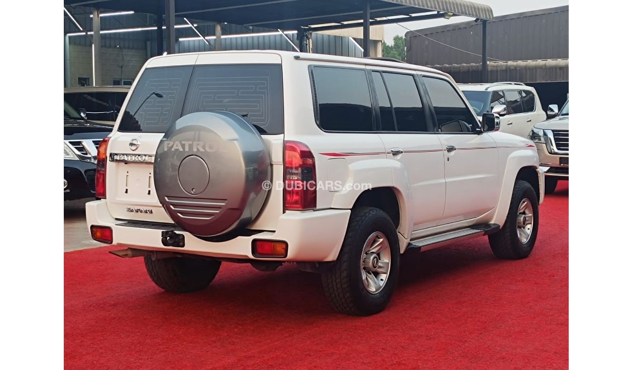 Nissan Patrol Safari