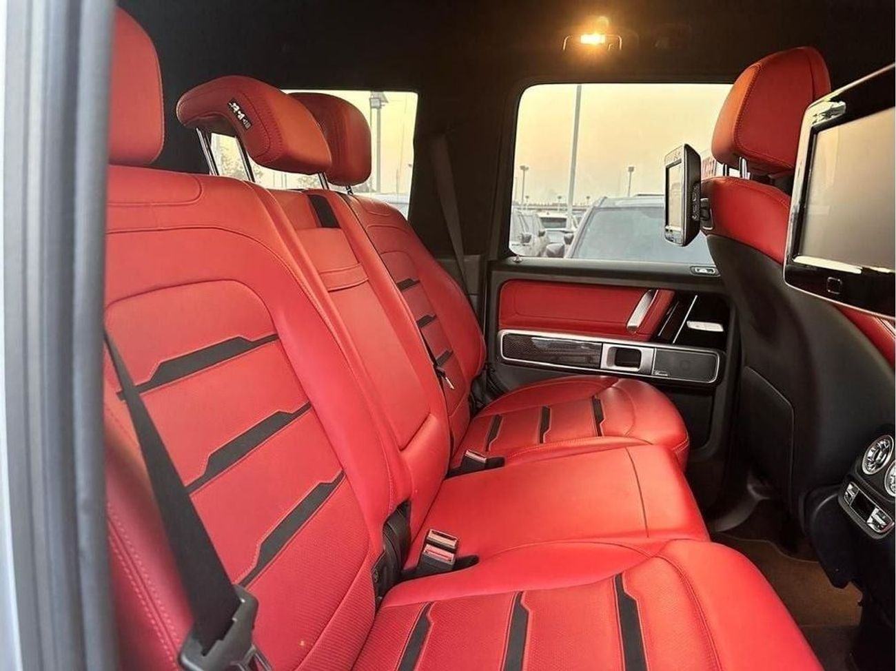 Mercedes-Benz G 63 AMG 4X4² Mercedes - Benz G63 AMG 2023  with service contract up to 60km