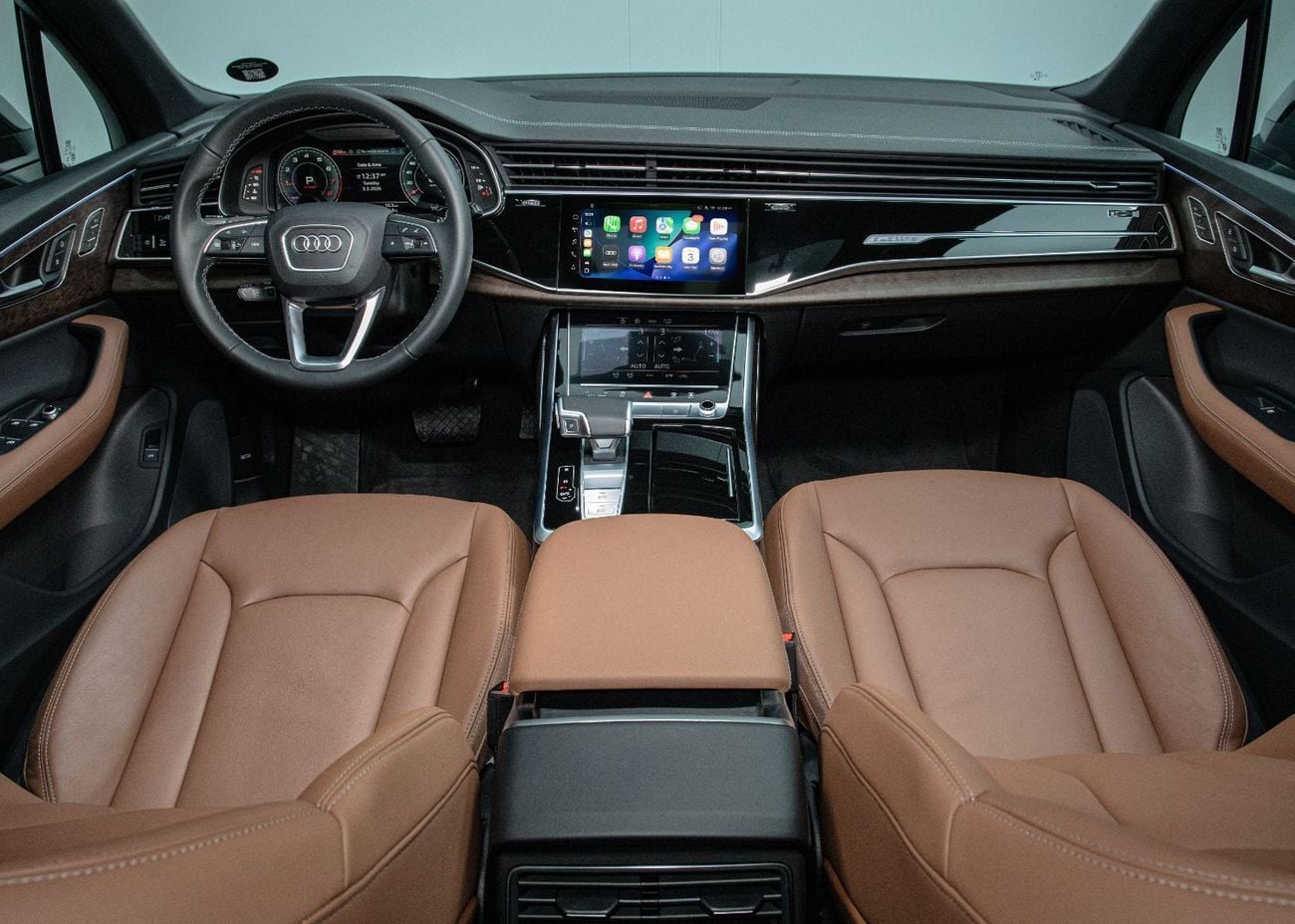 أودي Q7 45 TFSI S-LINE 45 TFSI quattro S Line 2.0L