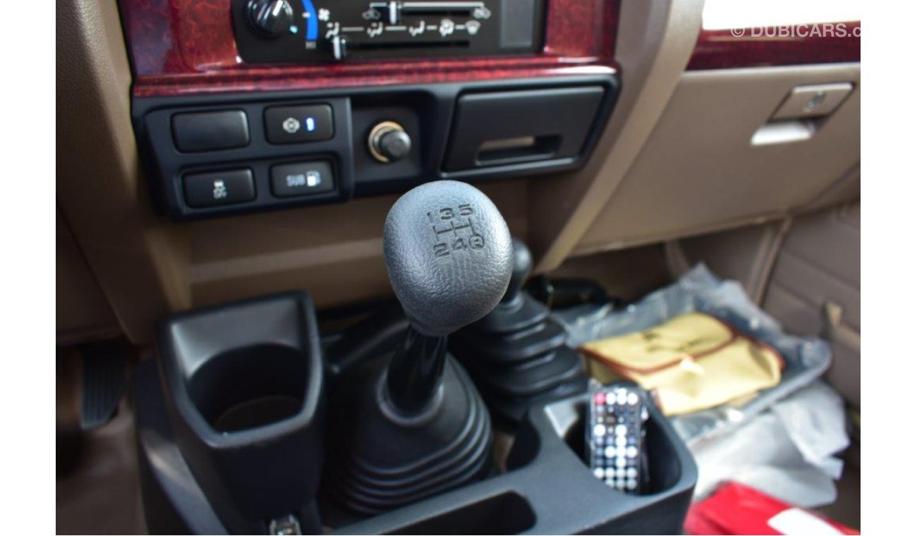 تويوتا لاند كروزر بيك آب 79 Single Cab Pickup LX V8 4.5L Diesel 4WD 3 Seater Manual Transmission
