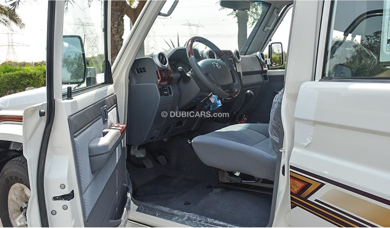 Toyota Land Cruiser LC76 4.5 TDSL with Winch, Rear Diff Lock (Export Only)